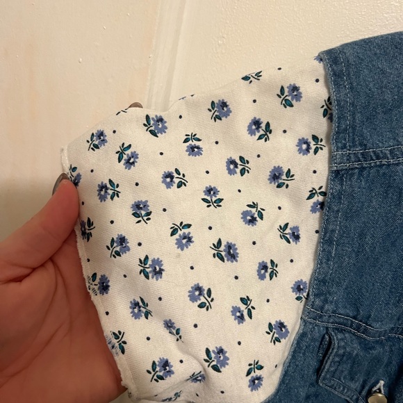 Vintage Denim Vest with Floral Blouse - Picture 2 of 8